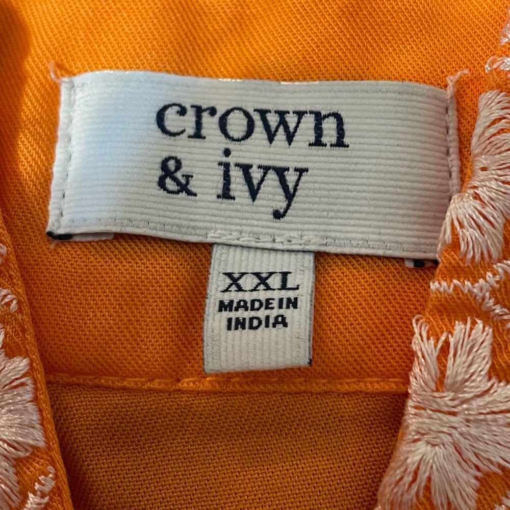 Crown & Ivy Women’s XXL sleeveless Blouse top Orange W/white embroidered flowers - Picture 4 of 9